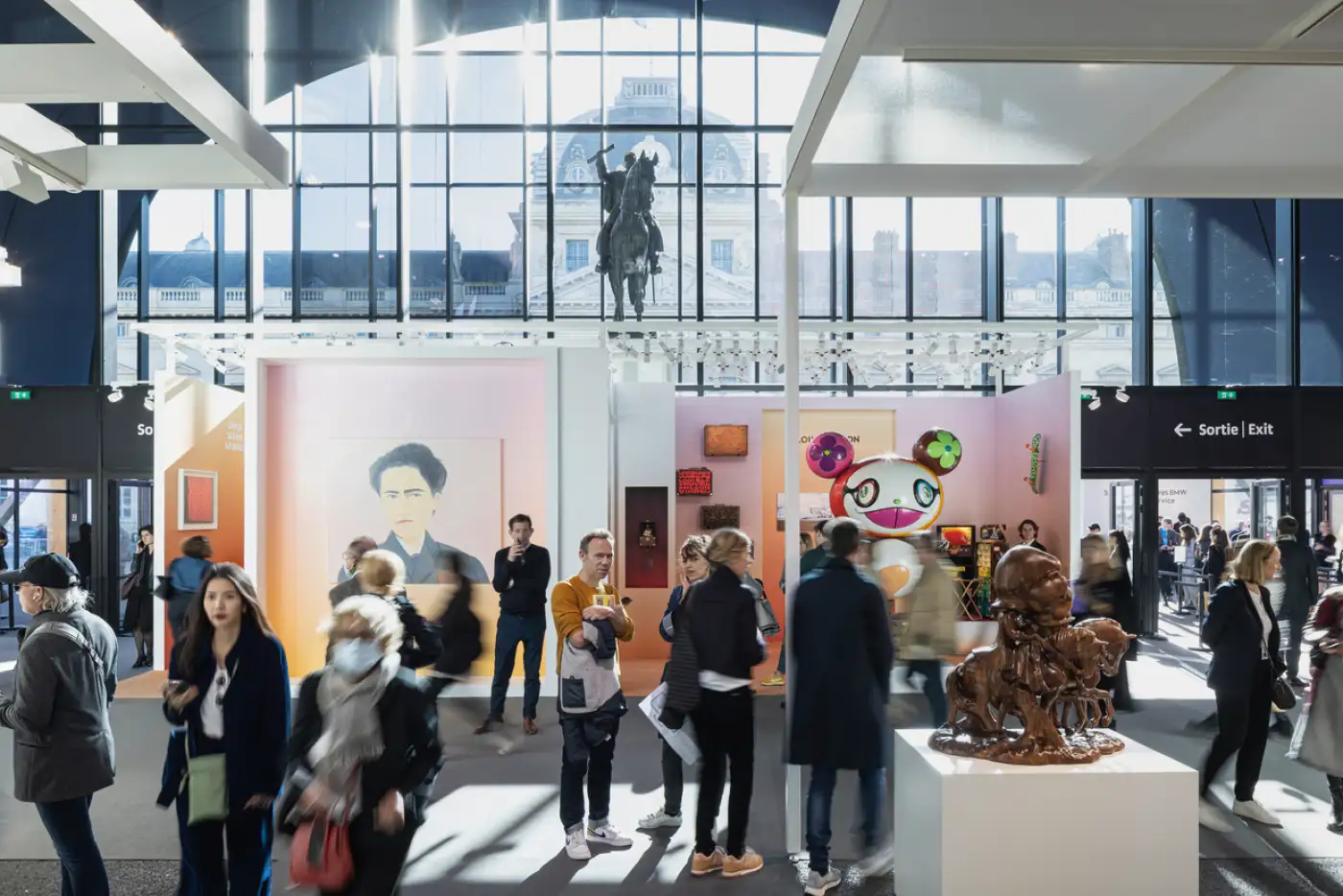 360° Exhibition Management: Paris+ Art Basel | expomobilia